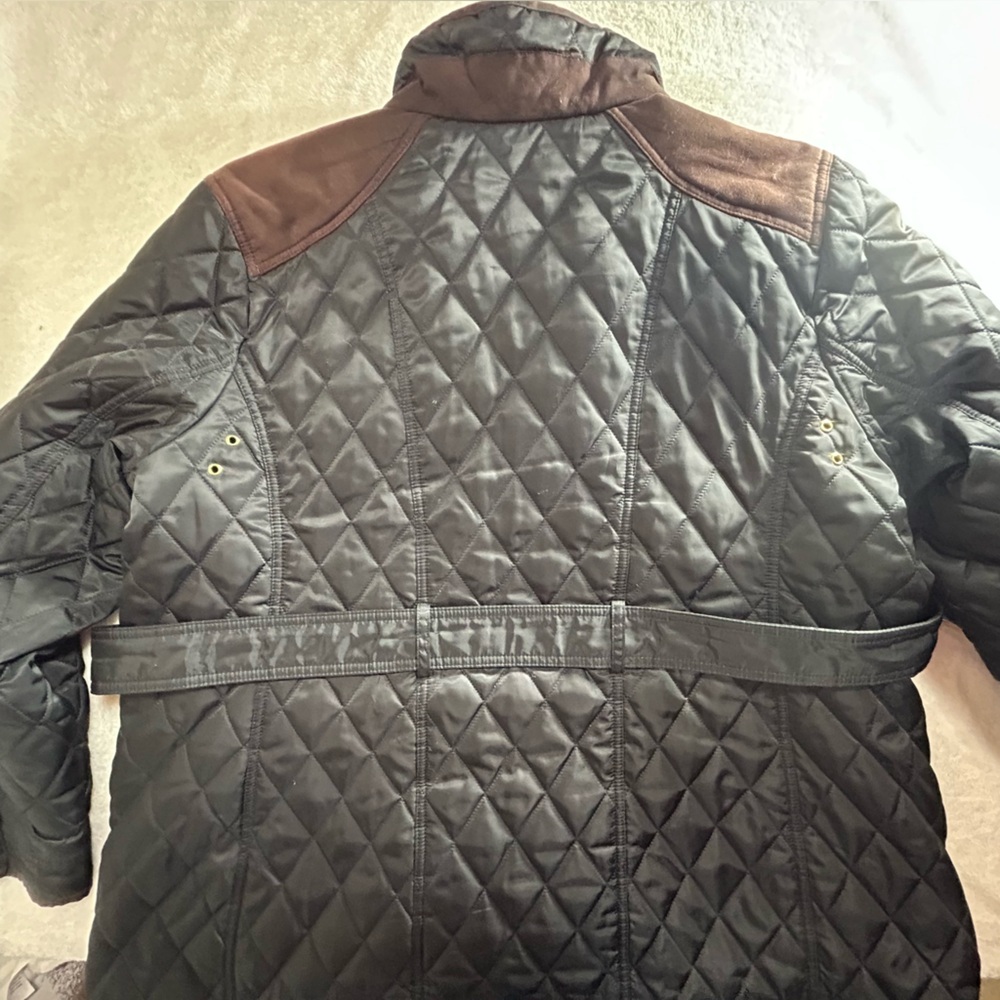 Vince Camuto Black Quilted Jacket with Brown Trim and Gold Accents Size 1X - Picture 13 of 14
